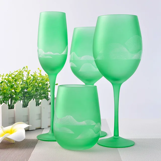 Set 4 spray green color glassware with laser engraving