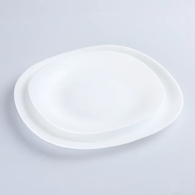Opal porcelain glass plate