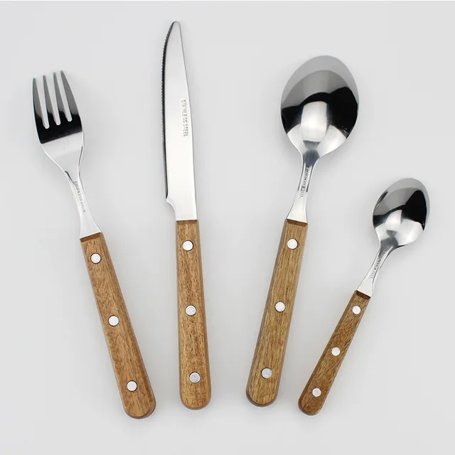 QS410 cutlery set with wooden handle