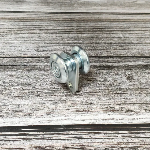 Sliding door roller