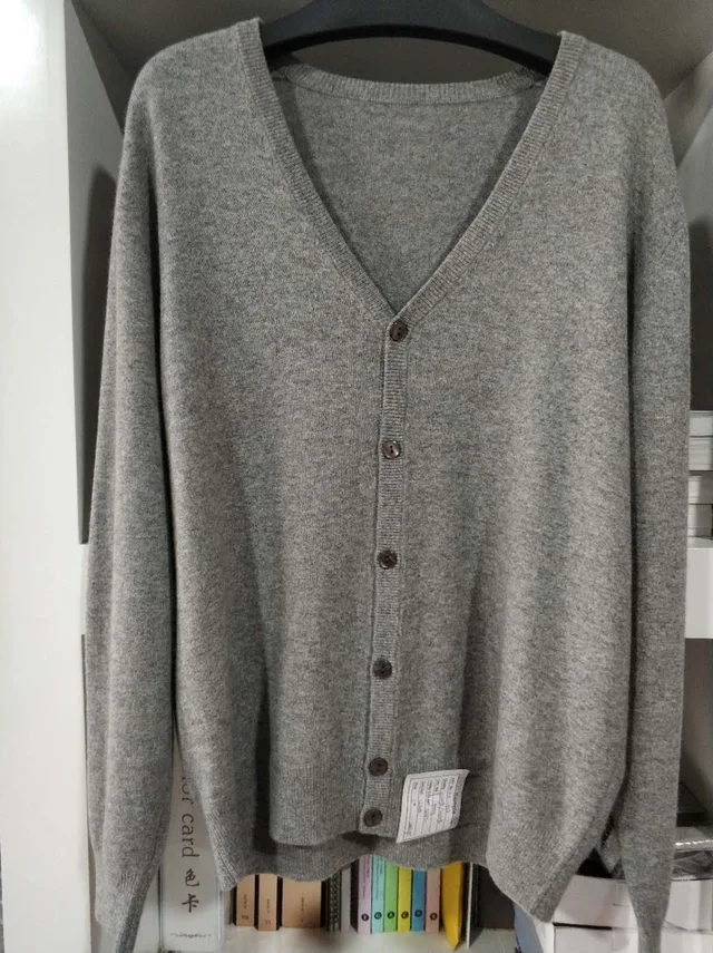 Cashmere sweater for men
