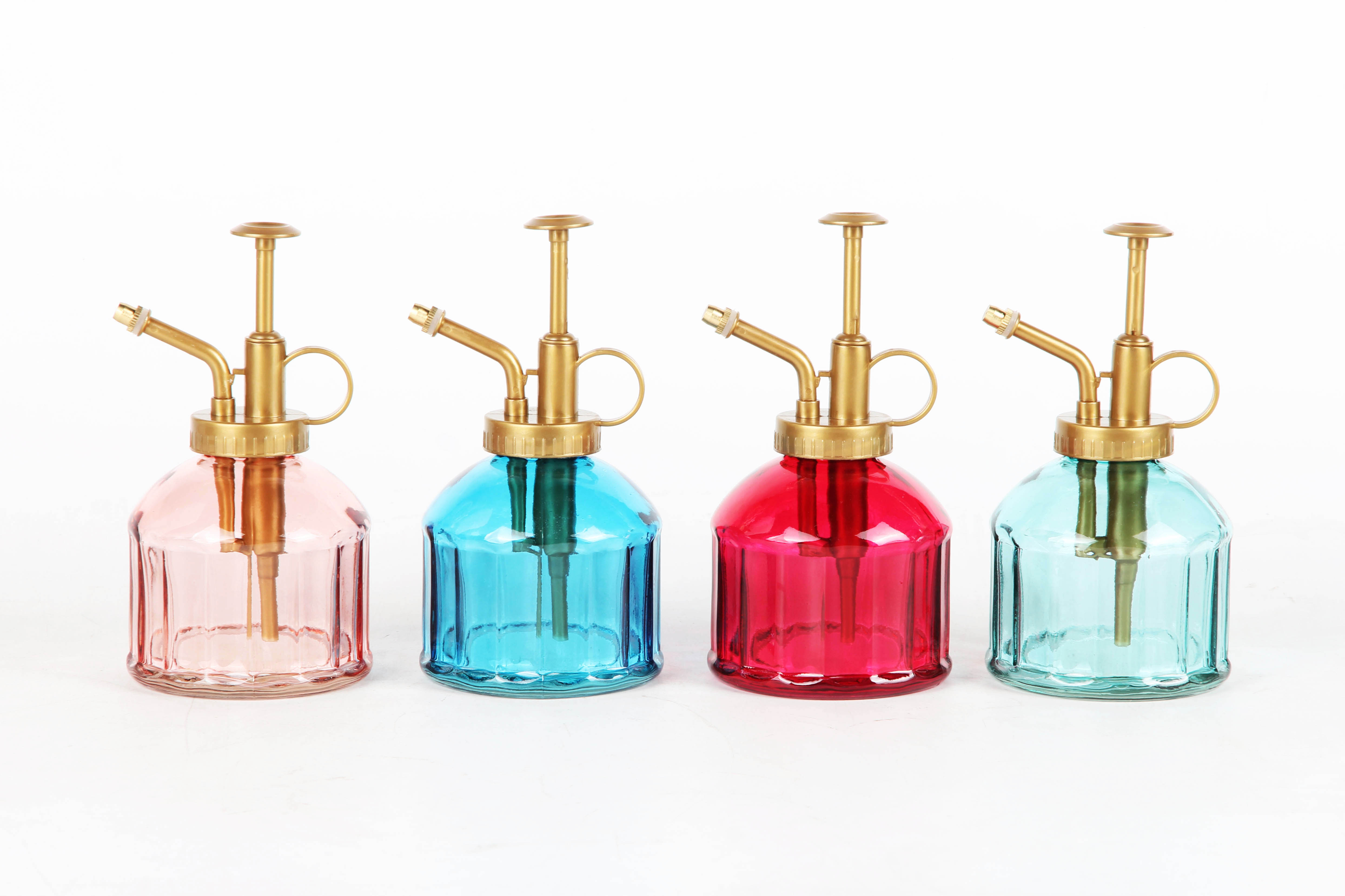 Water spray bottle