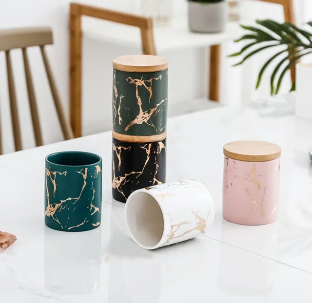 Luxury gold scented soy wholesale black white pink green marbling marble ceramic candle cups vessels holders jar with wooden lid