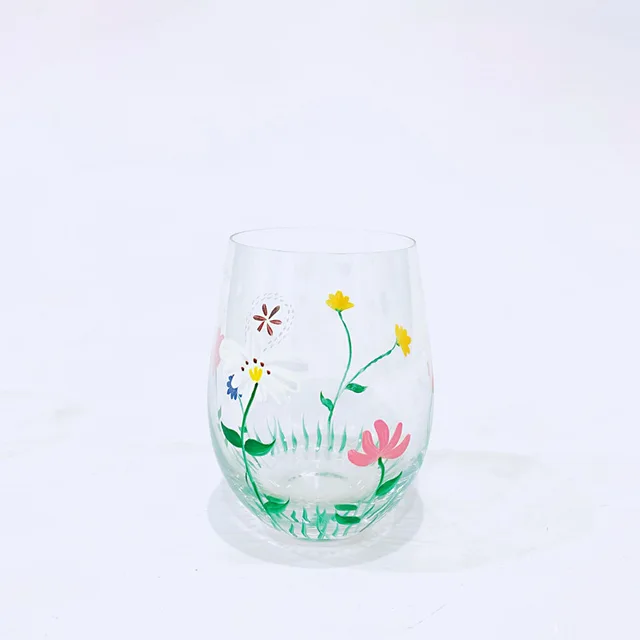 Hand drawing stemless wine glass
