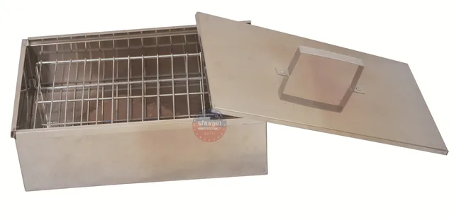 Charcoal BBQ grill