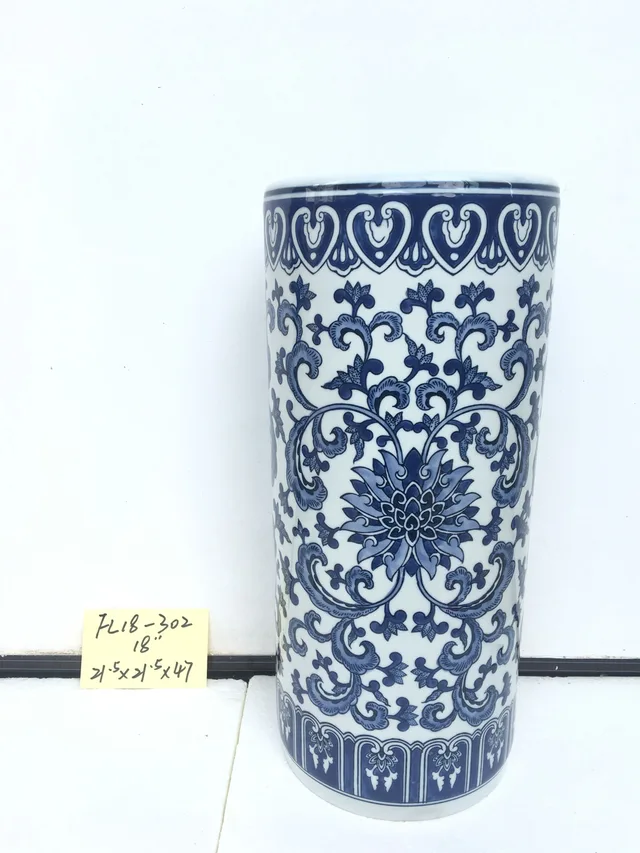 18" umbrella holder