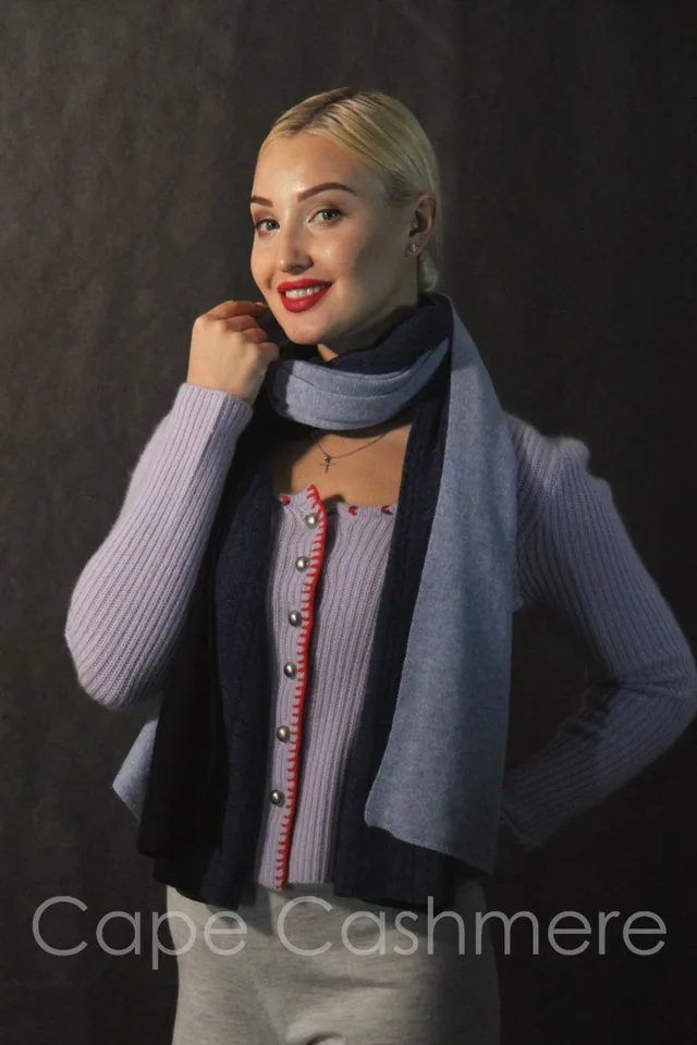 Scarf ， hats, cape