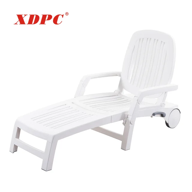 Lightweight plastic white garden folding sunbed beach lounger