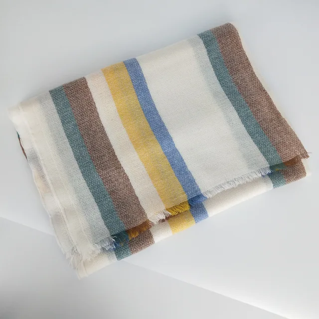 Wool scarf