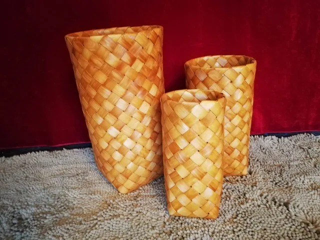 Willow flower basket