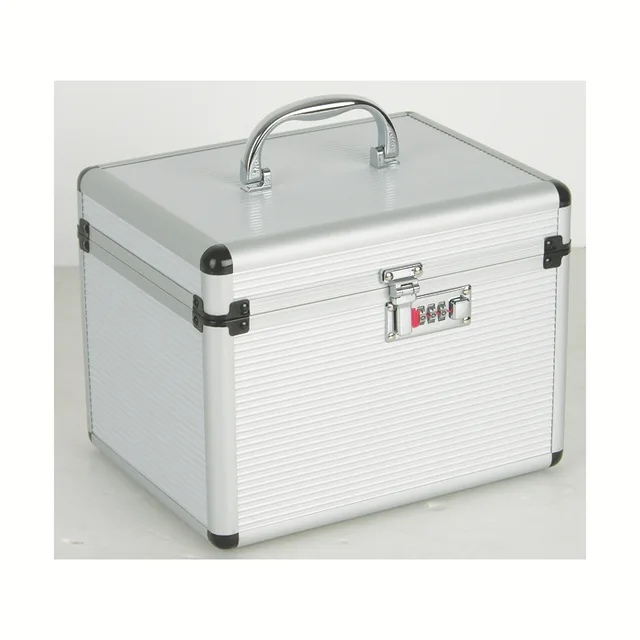 Aluminium cosmetic case