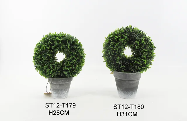 Artificial topiary