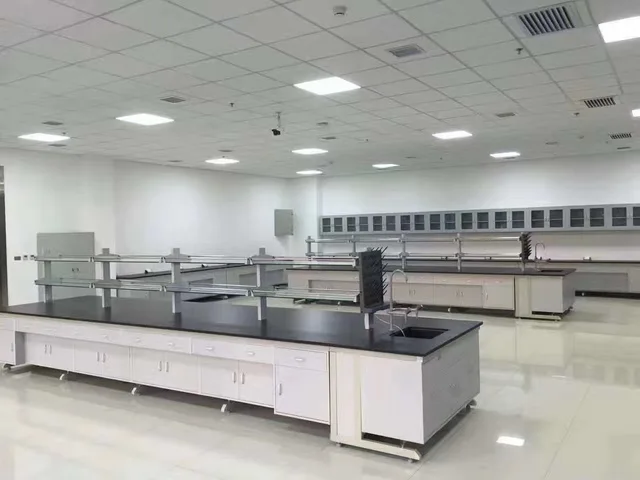 Chemical resistant laminate
