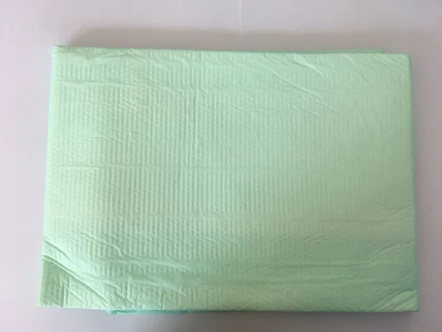 Pet pad with green PE film