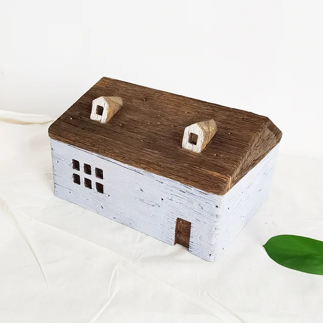 Wooden tissue box