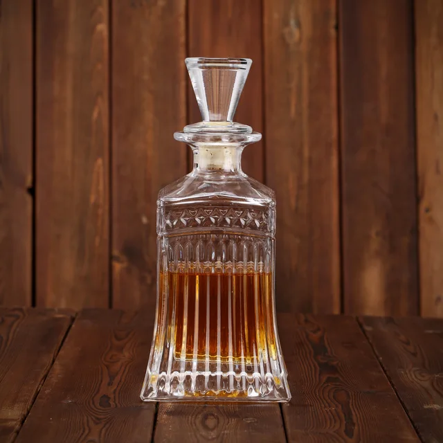 Glass bottle