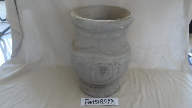 Wooden pot