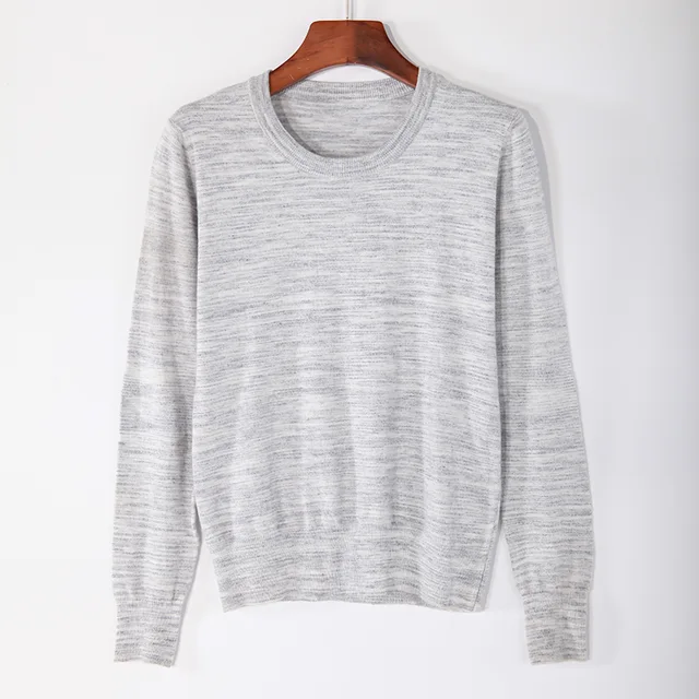 Women R neck knitted pullover