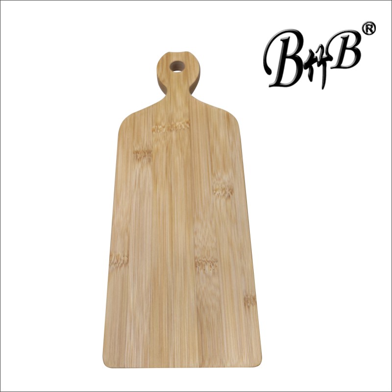 Bamboo cutting board / chopping board