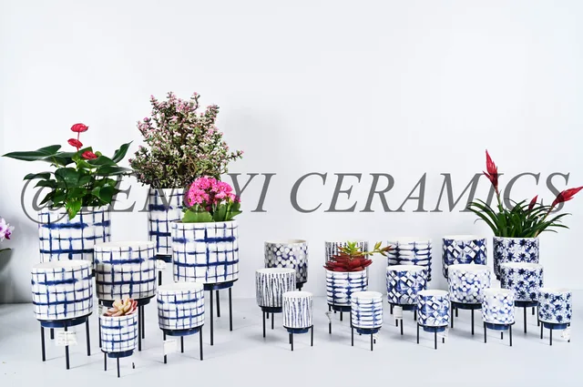 Ceramic pot