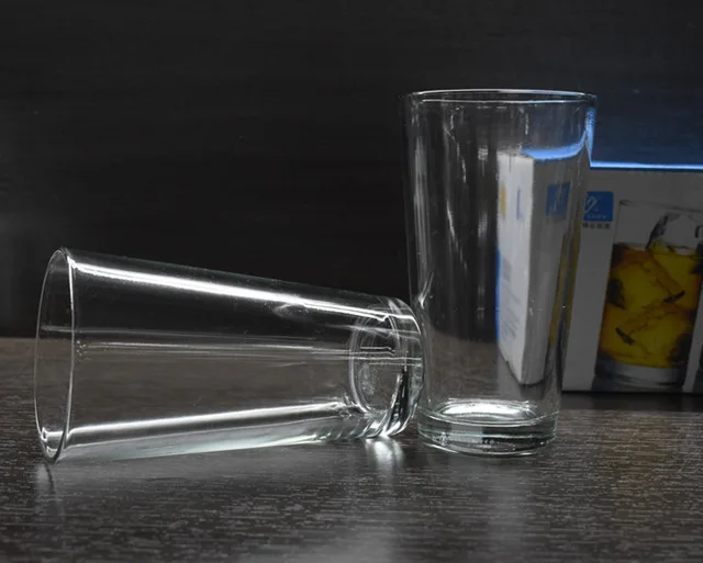 Cup 10 (inclined body)