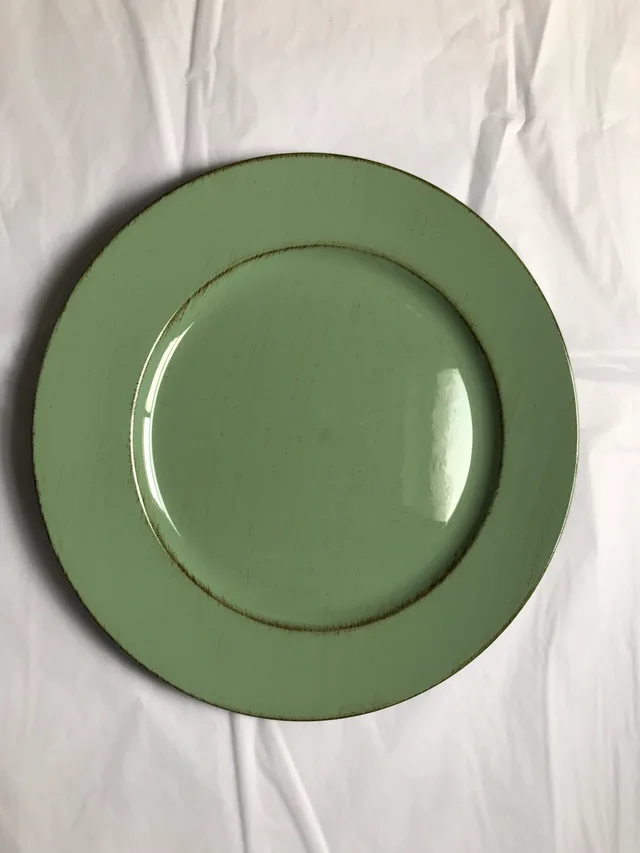 Plastic plate
