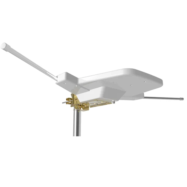 Amplified dish antenna