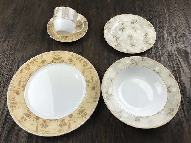Bone China Dinner Set