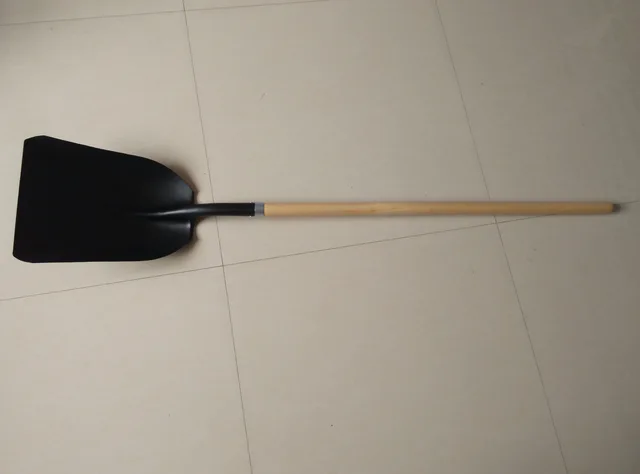 54inch Long wood handle spade shovel