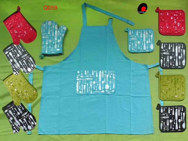 Oven mitt/potholder/apron