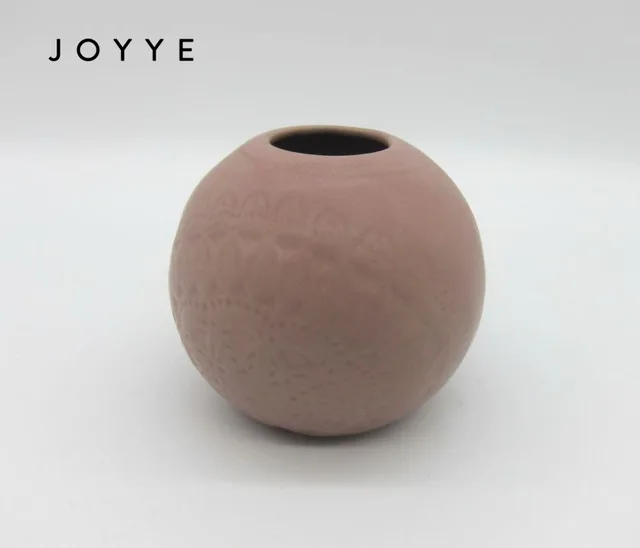 Lace Debossed Matt Reactive Ceramic Vase