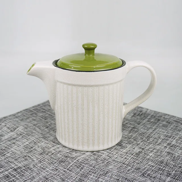 Emboss teapot