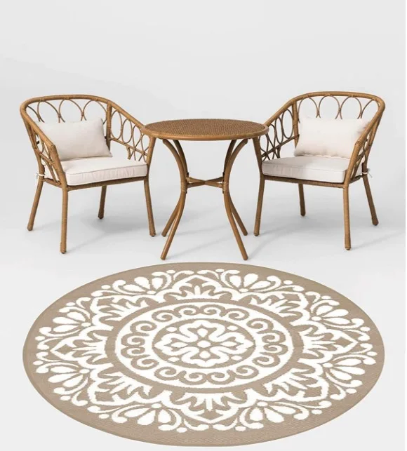 Indoor Outdoor recycled plastic round area rug