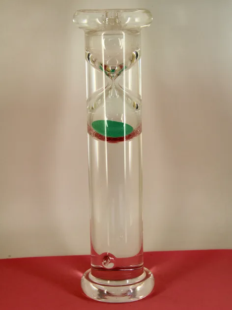 Sand timer with water