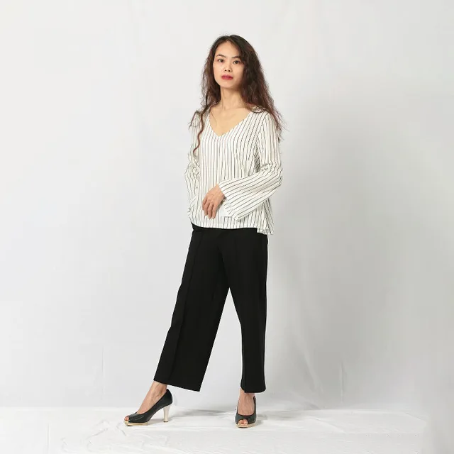 Ladies woven blouse