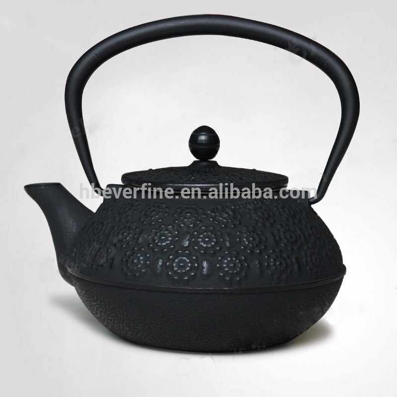 21 oz Red Cast Iron Teapot with Bamboo decorated