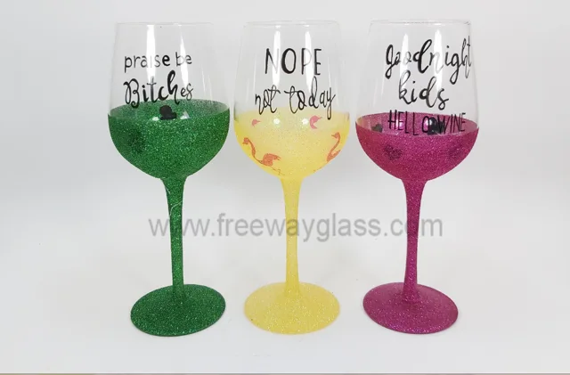 Wine glass and stemless wine glass with decal and glitter