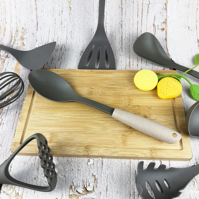 Nylon spoon kitchen utensil(creamy-white)