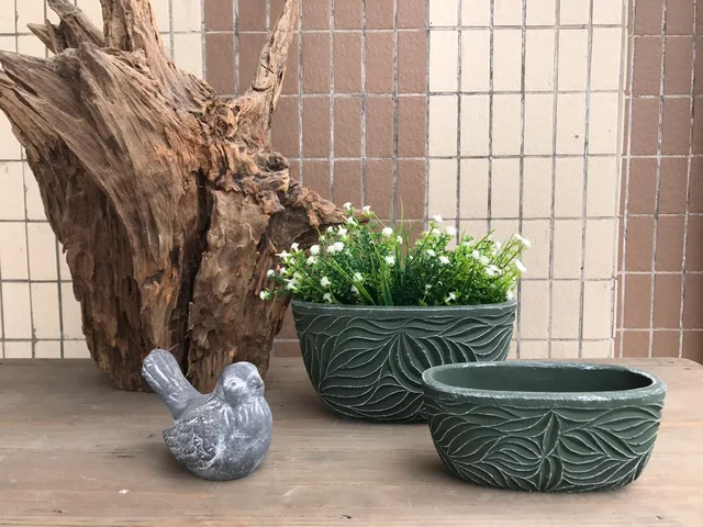 Cement flower pot，home decoration