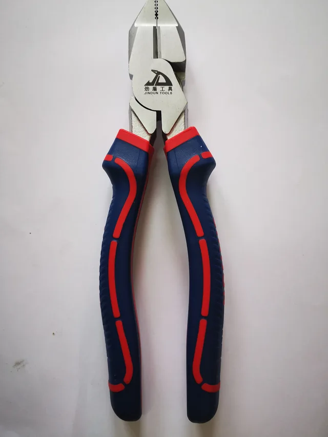 Heavy duty power saving combination pliers