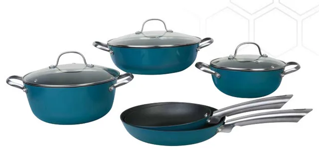 Light weight cast iron cookware enamelled