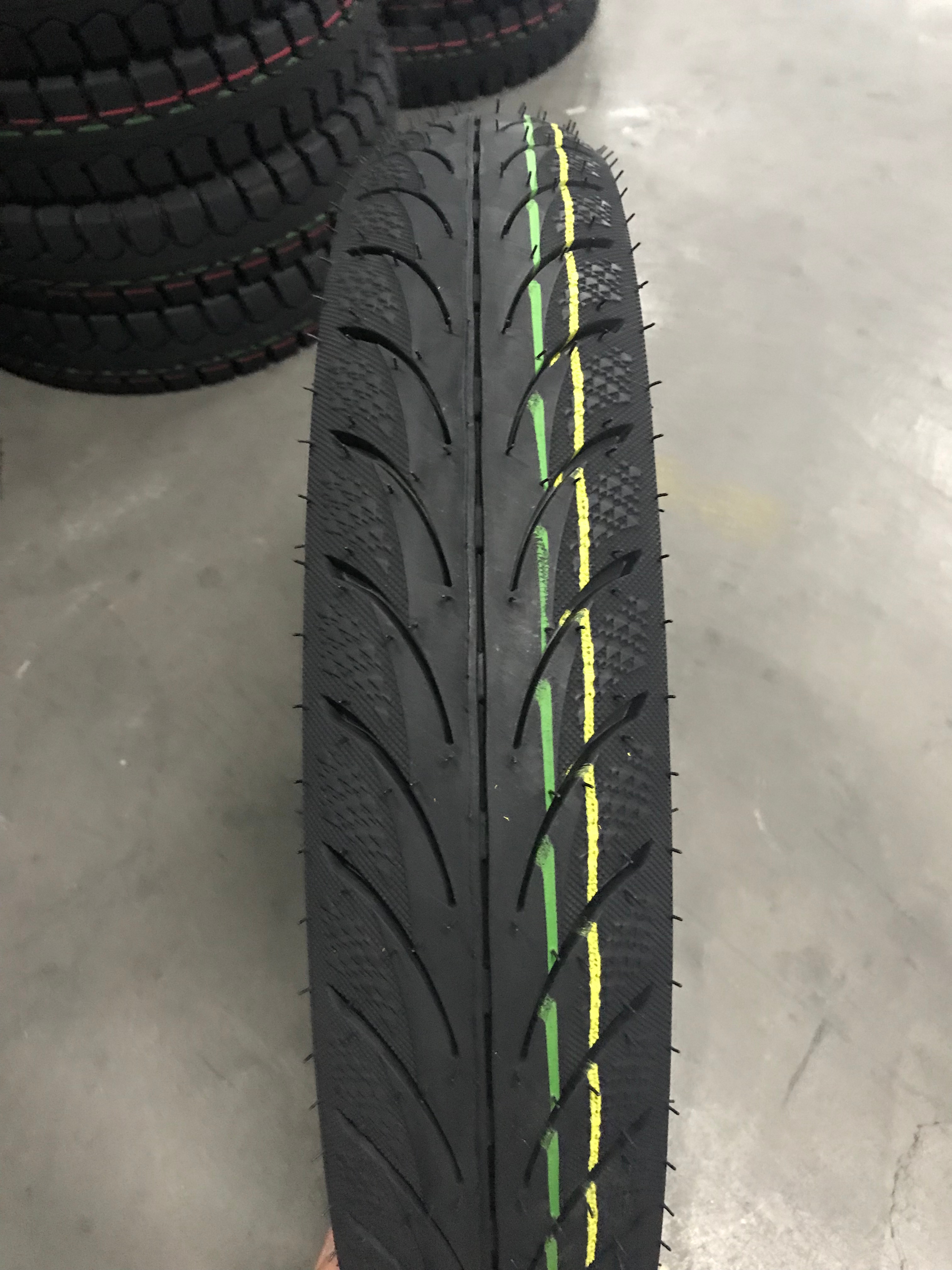 Motorcycle tyre