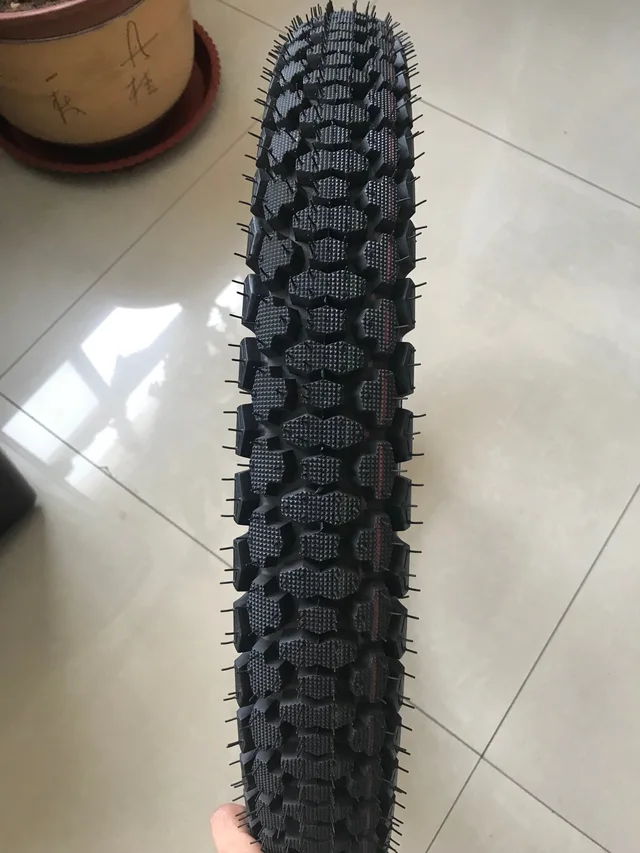 Motorcycle tyre