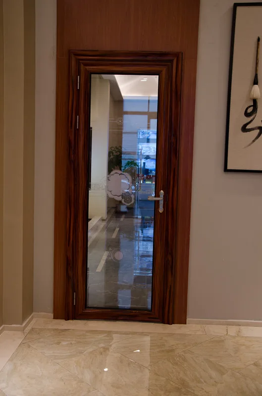 Aluminum profile for casement windows and doors