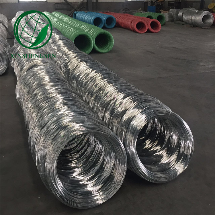 Galvanized wire for clothes hanger