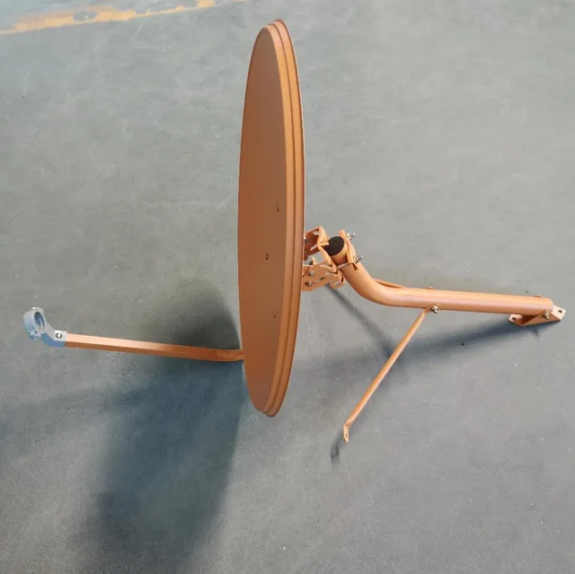 Dish antenna