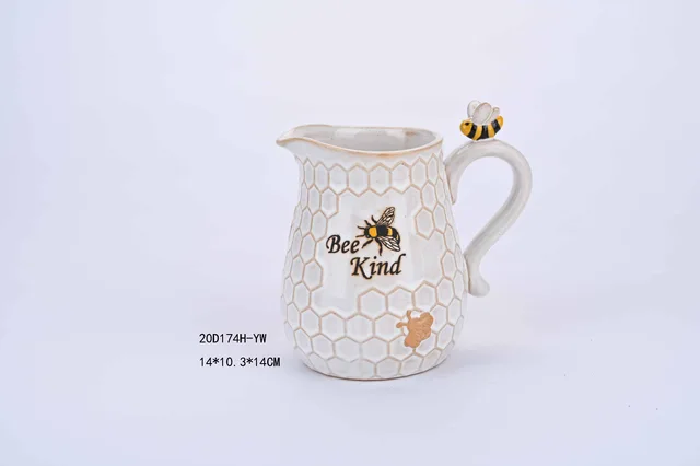 Bee Creamer