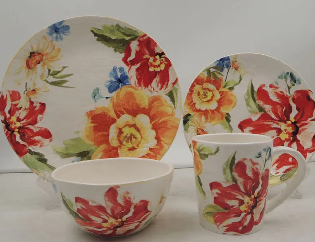 Abstract flower dinnerware & tabletop