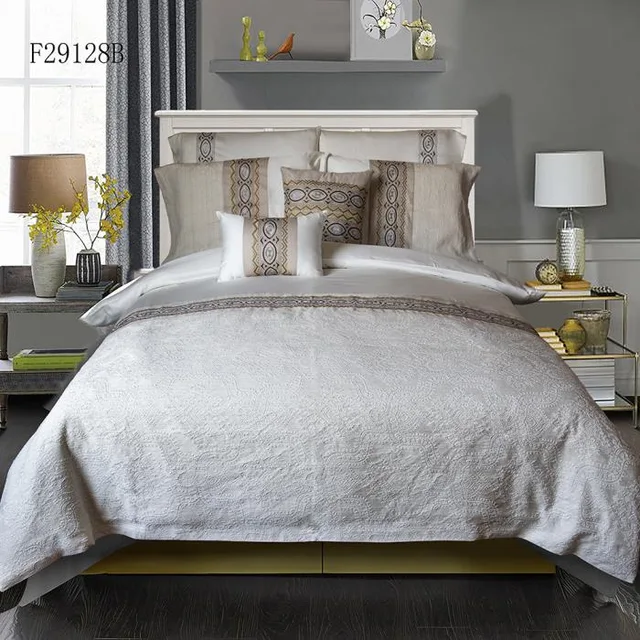 Embroidery Jacquard Duvet Cover Set Comforter Set