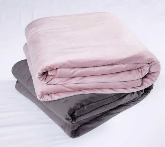 Heated throw